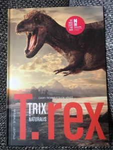 T.rex Trix in Naturalis het boek
