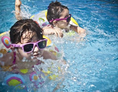 Houd je vakantie leuk en veilig: zwemmen