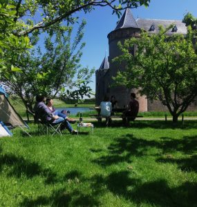 Camping Muiderslot, kamperen in de kasteeltuinen