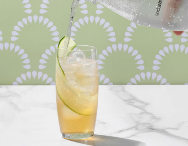 Deze 3 bruisende zomermocktails zijn een hit tijdens je volgende etentje.