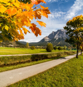 7 herfstwandelingen aan de zonzijde van de Zugspitze