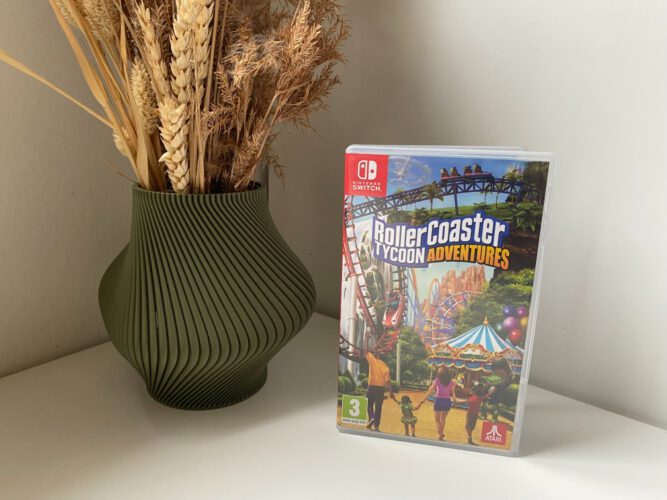 Rollercoaster tycoon adventures - Nintendo Switch.