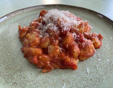 Gnocchi met paprika-tomatensaus: een Italiaans feestmaal!
