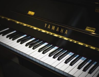 Waarom jij wilt kiezen voor een Yamaha piano: Harmonie in muziek.
