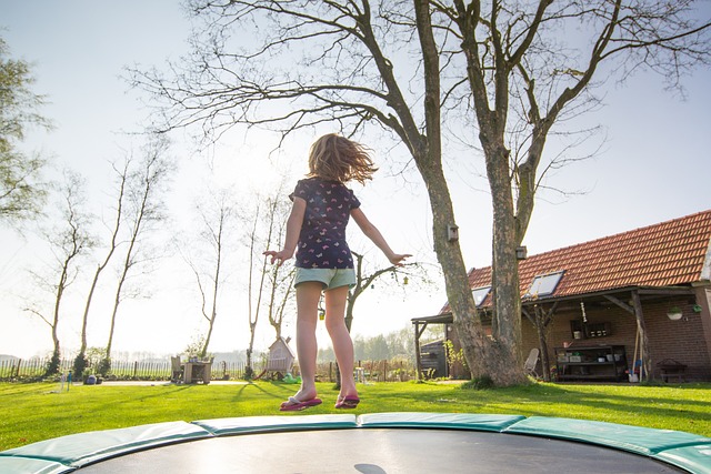 De voordelen van een veilige trampoline in je tuin.
